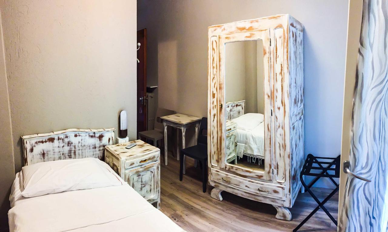 Albergo La Pace Pradleves Buitenkant foto