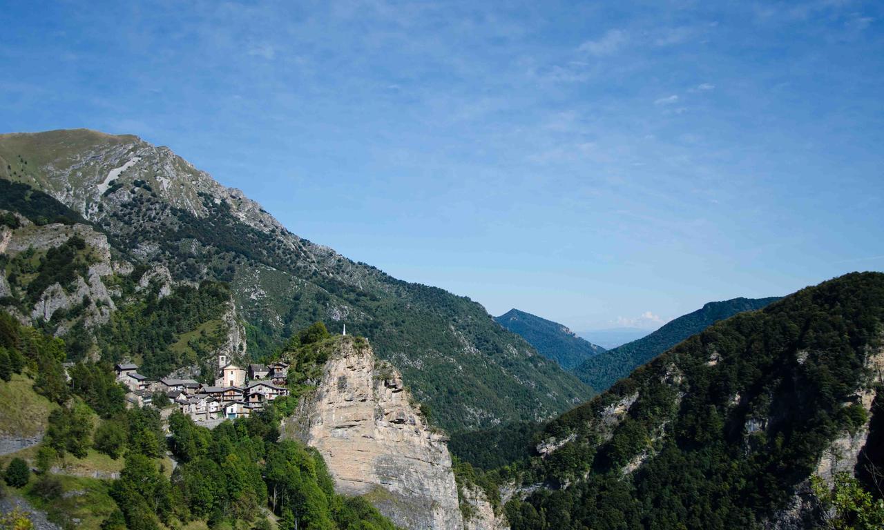 Albergo La Pace Pradleves Buitenkant foto